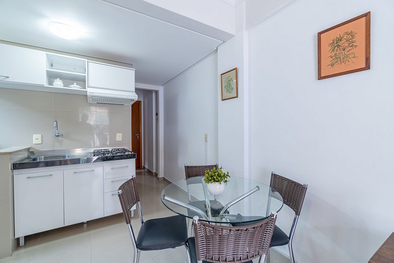 Apto 230m da Praia de Bombas - 2 dorms 4 pessoas