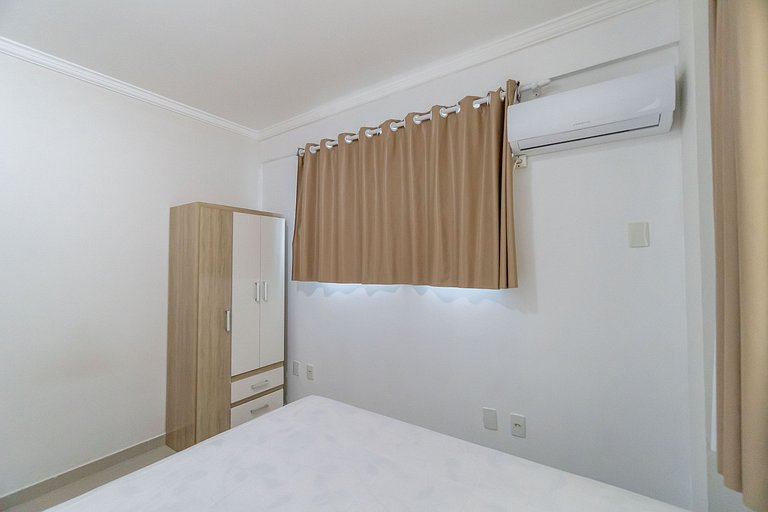 Apto 230m da Praia de Bombas - 2 dorms 4 pessoas