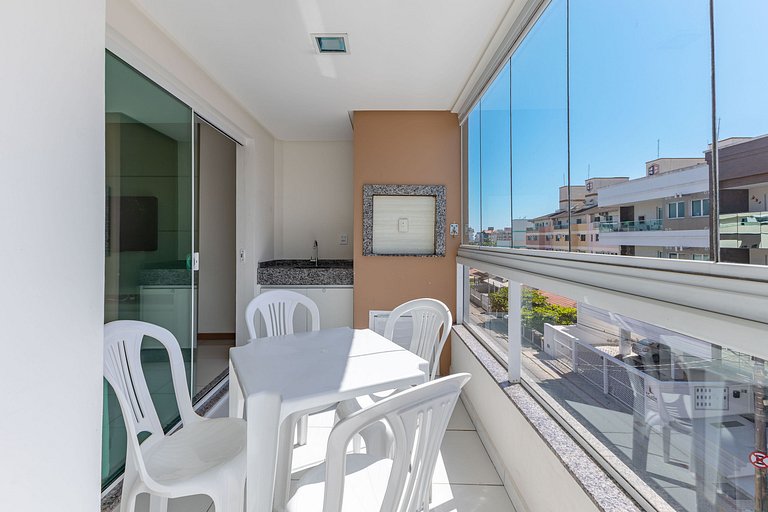 Belissimo Apartamento Familiar na Praia de Bombas - 2 dorms