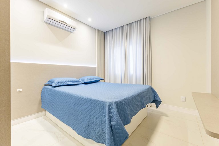 Maravilhosa casa alto padrão na praia de Zimbros