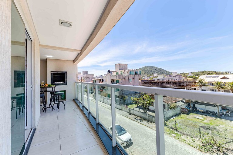 Apartamento 2 dormitorios no Centro de Bombinhas.