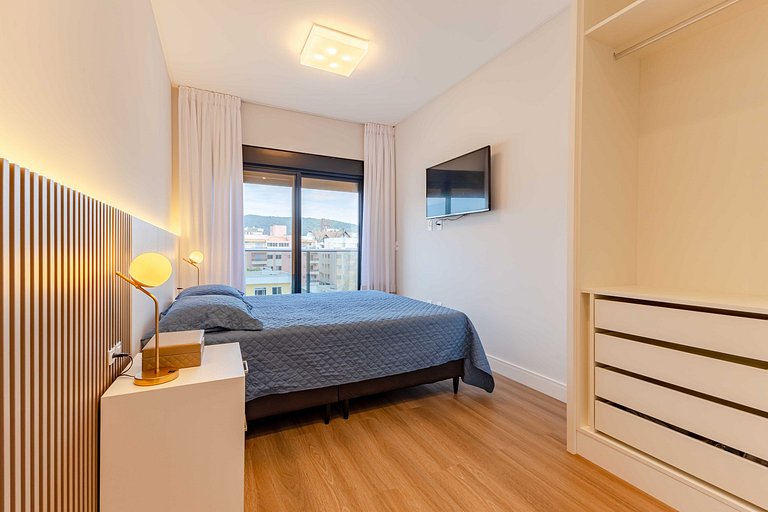 Apartamento alto padrão a 50 mts da praia