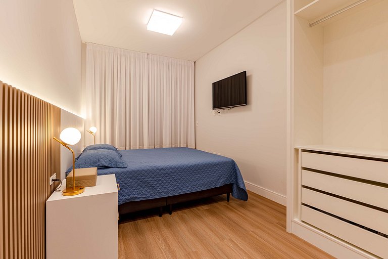 Apartamento alto padrão a 50 mts da praia