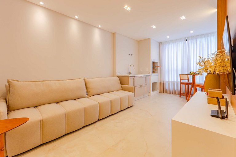 Apartamento alto padrão a 50 mts da praia