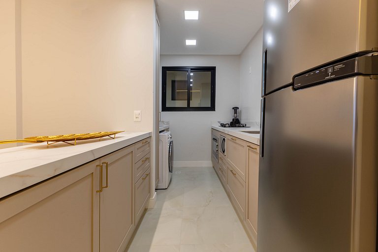 Apartamento alto padrão a 50 mts da praia