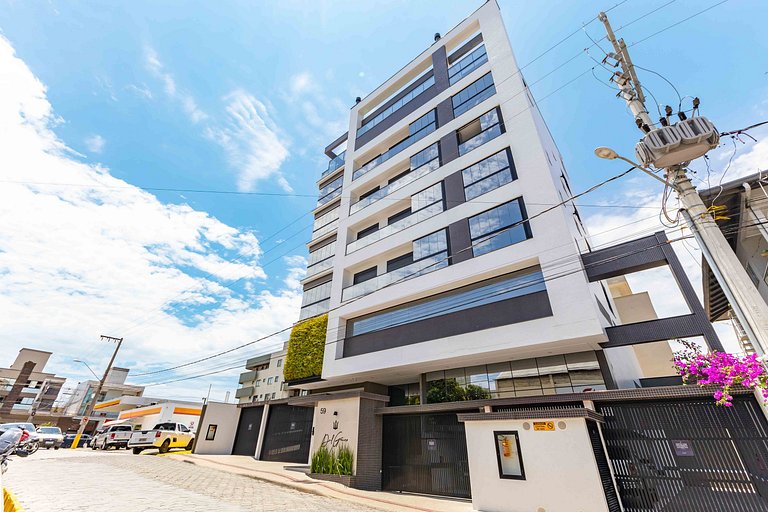 Apartamento alto padrão a 50 mts da praia